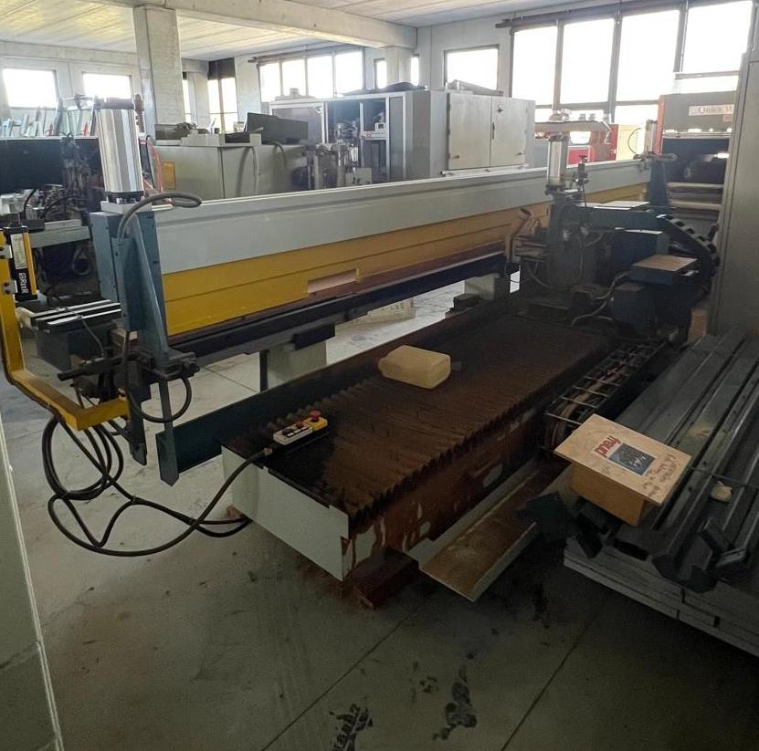 4.Dlutarka-wiertarka-pozioma-Masterwood-OMB-1-CN3.-TF