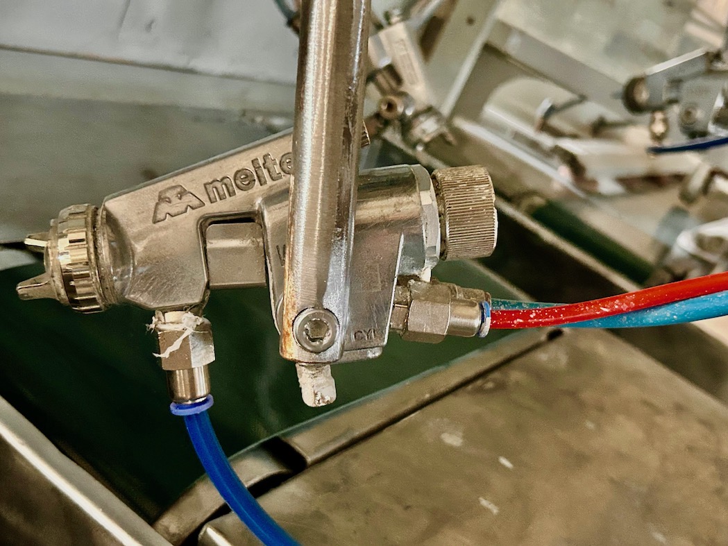 9.Automat-do-lakierowania-listew-MAKOR-CSP4