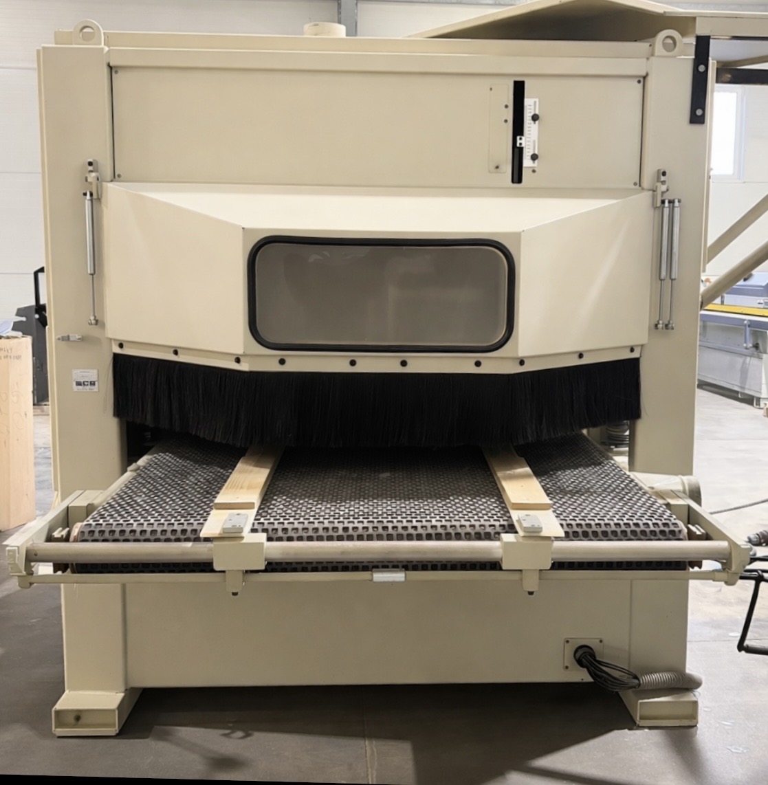 1.Szlifierka-do-stali-FLADDER-1300-mm