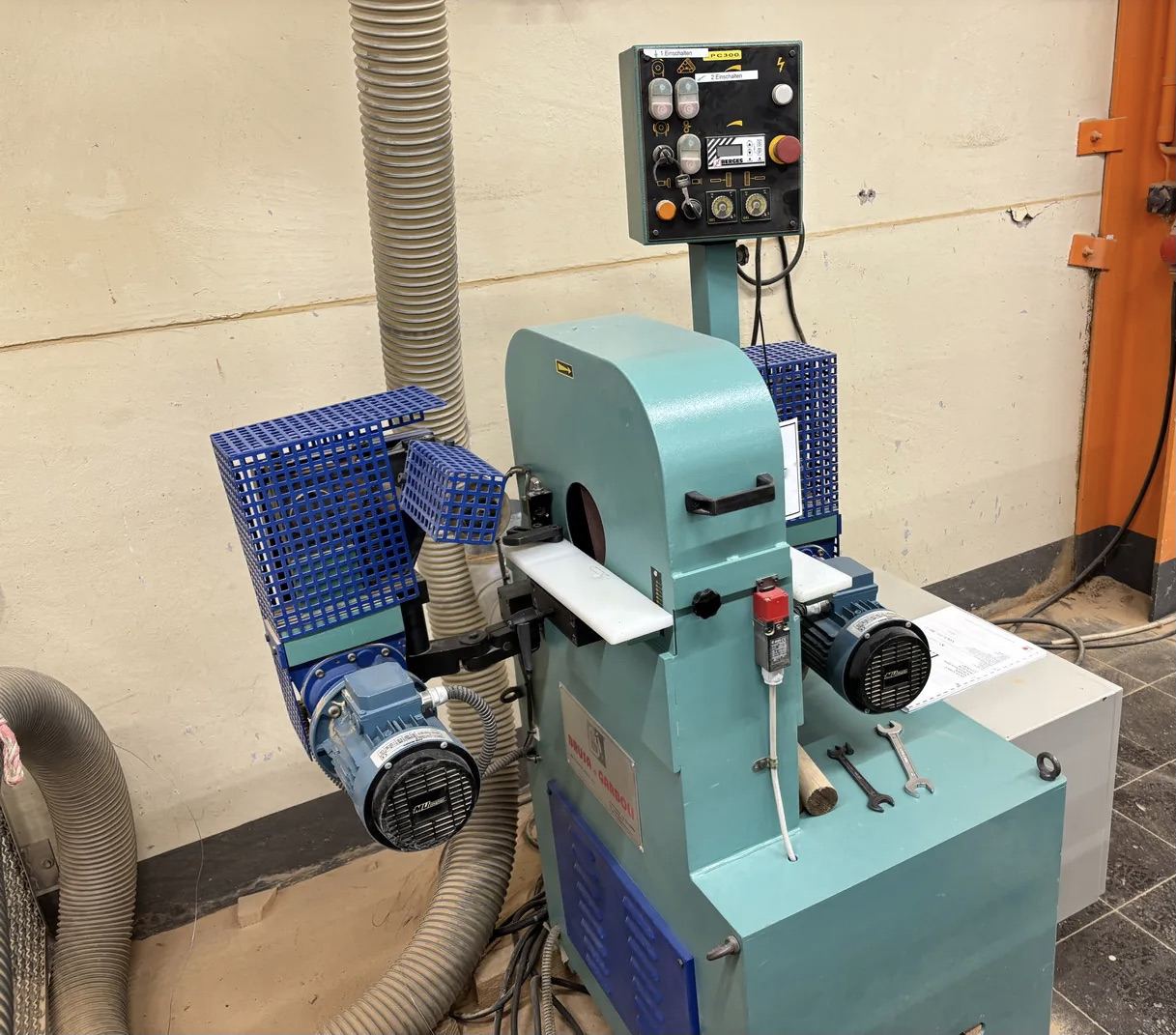 3.Szlifierka-orbitalna-BRUSA-di-Garboli-do-rur-pretow-itp