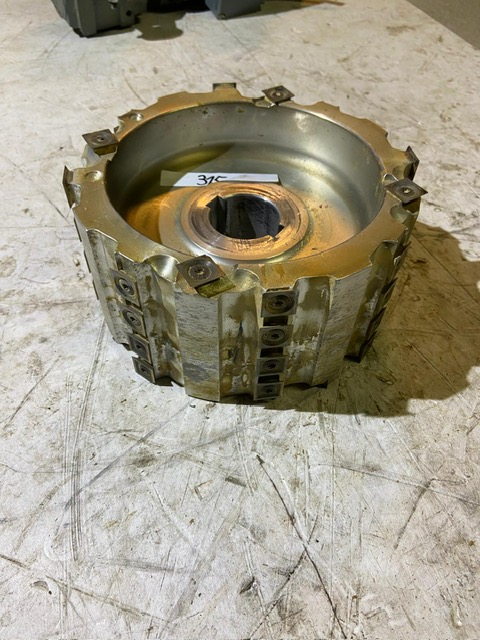 5f310072-be5a-4b20-882b-d72c1bf5f586