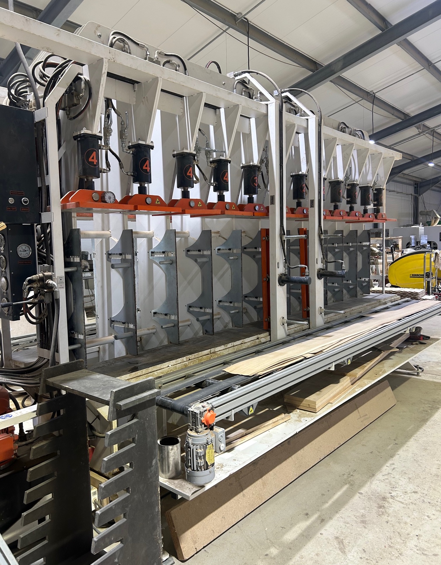 6.Prasa-dwustronna-wielowarstwowa-DECK-ART-do-podlog