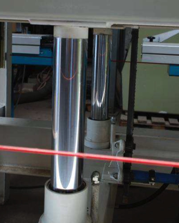 7.Polkowa-prasa-hydrauliczna-ICOTET-CON-2