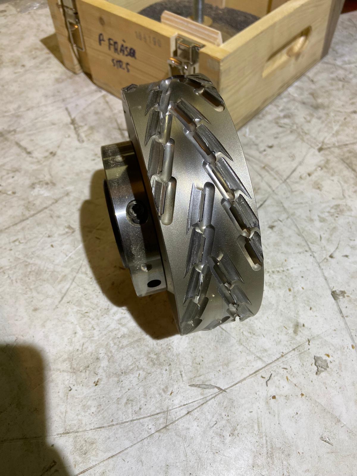 b9fc2889-c27a-4044-9c7b-25db68cacd84