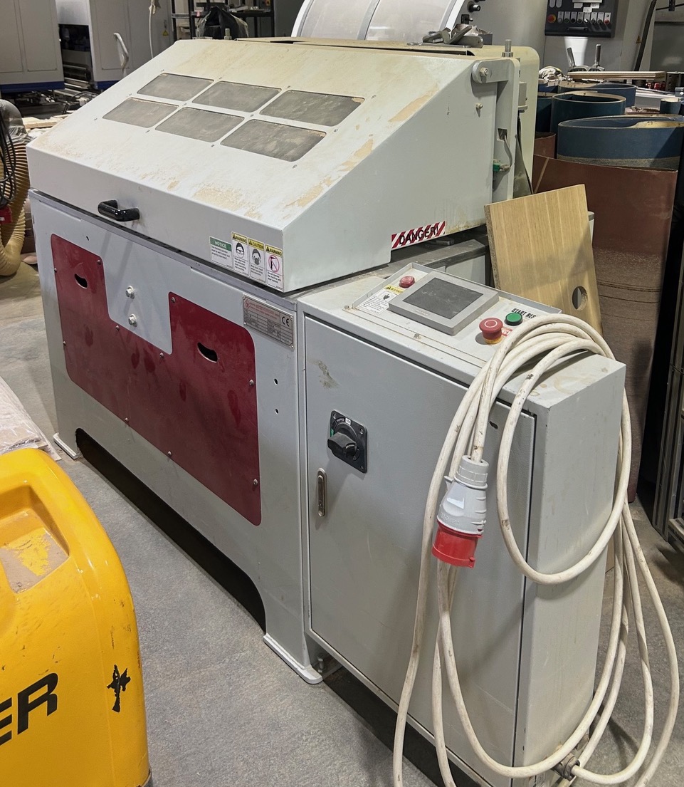 1.Czopiarka-do-profilowania-pioro-wpust-Winter-HP-EMA-300