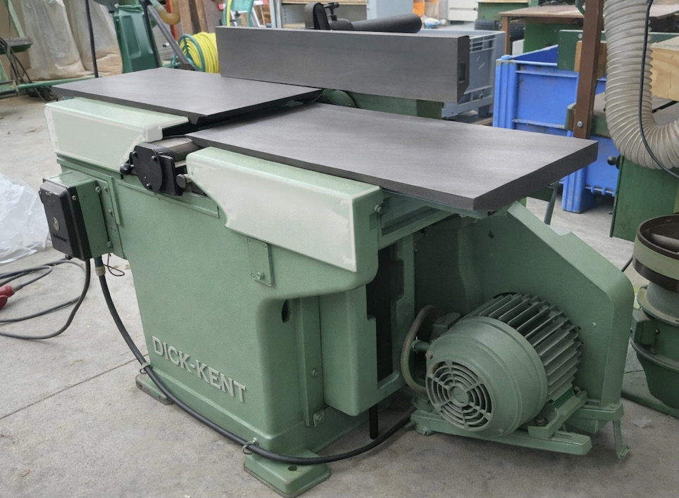 1.Wyrowniarko-grubosciowka-DANCKAERT