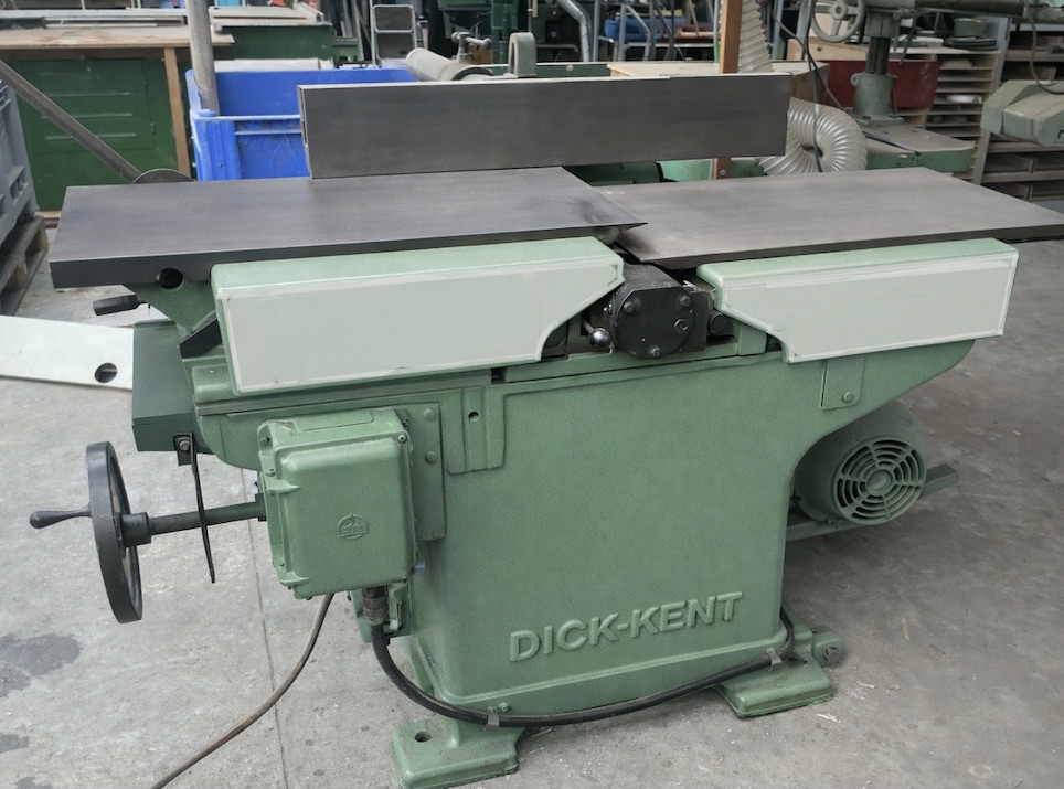 2.Wyrowniarko-grubosciowka-DANCKAERT