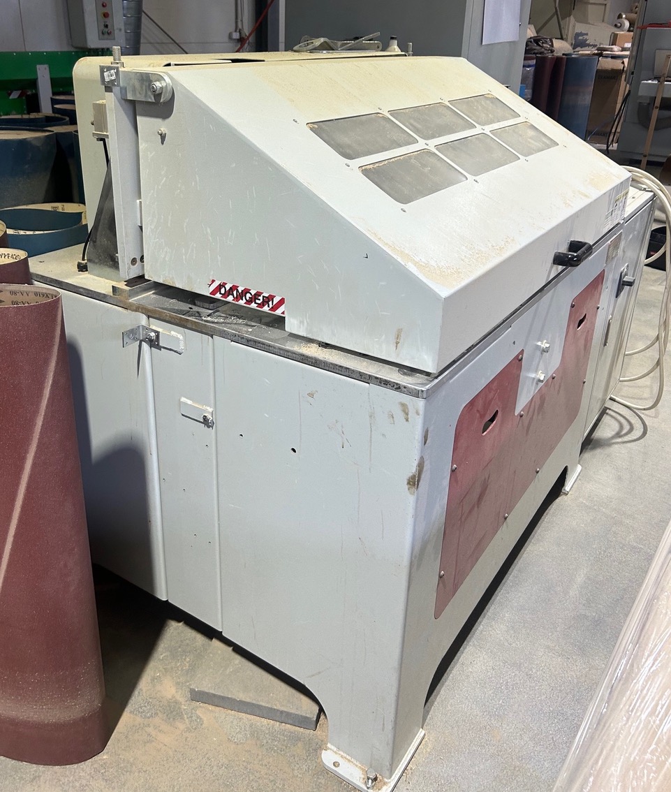 3.Czopiarka-do-profilowania-pioro-wpust-Winter-HP-EMA-300