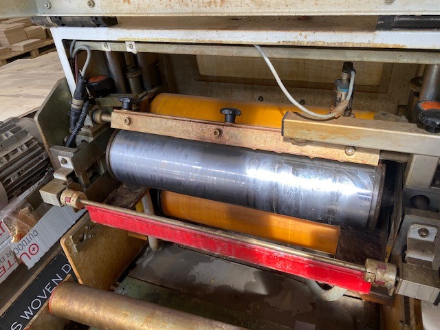 3.Kompletna-linia-do-olejowania-lakierowania-TRIVEC