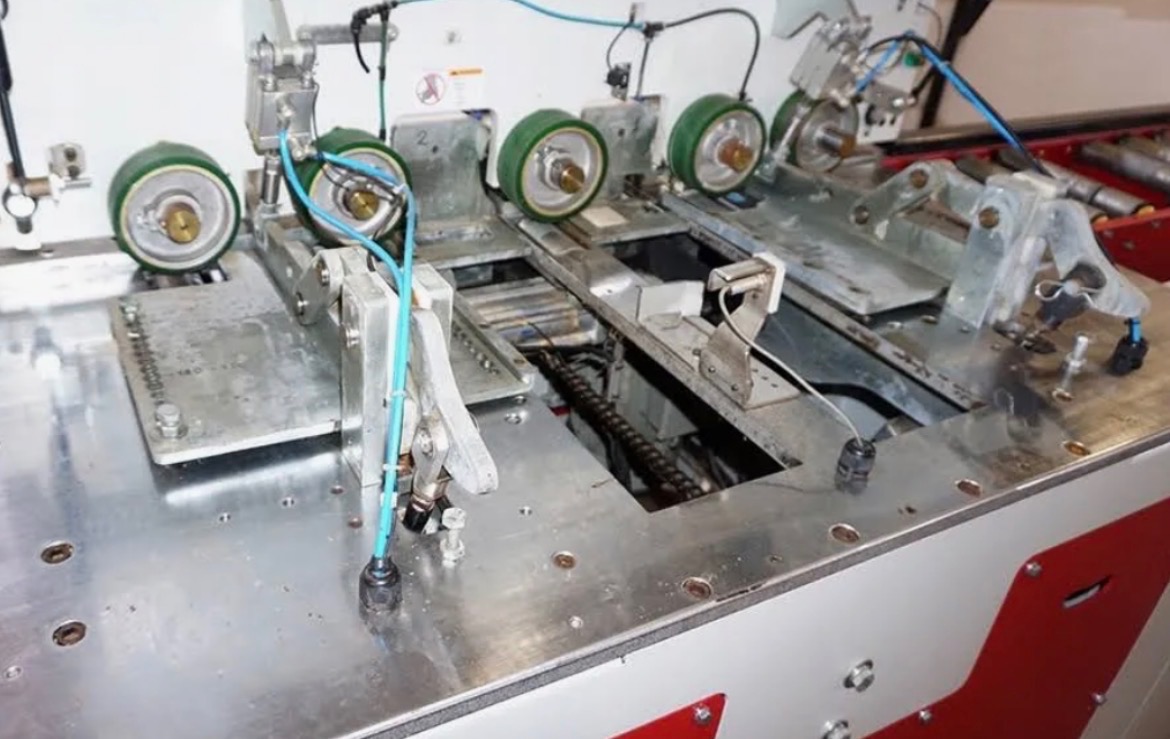 5.Czopiarka-do-profilowania-pioro-wpust-Winter-HP-EMA-300